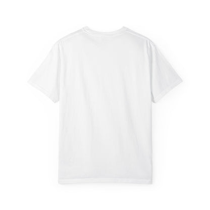 Camiseta con Estampado de Arte Romántico Vintage – Disponible en Blanco y Negro
