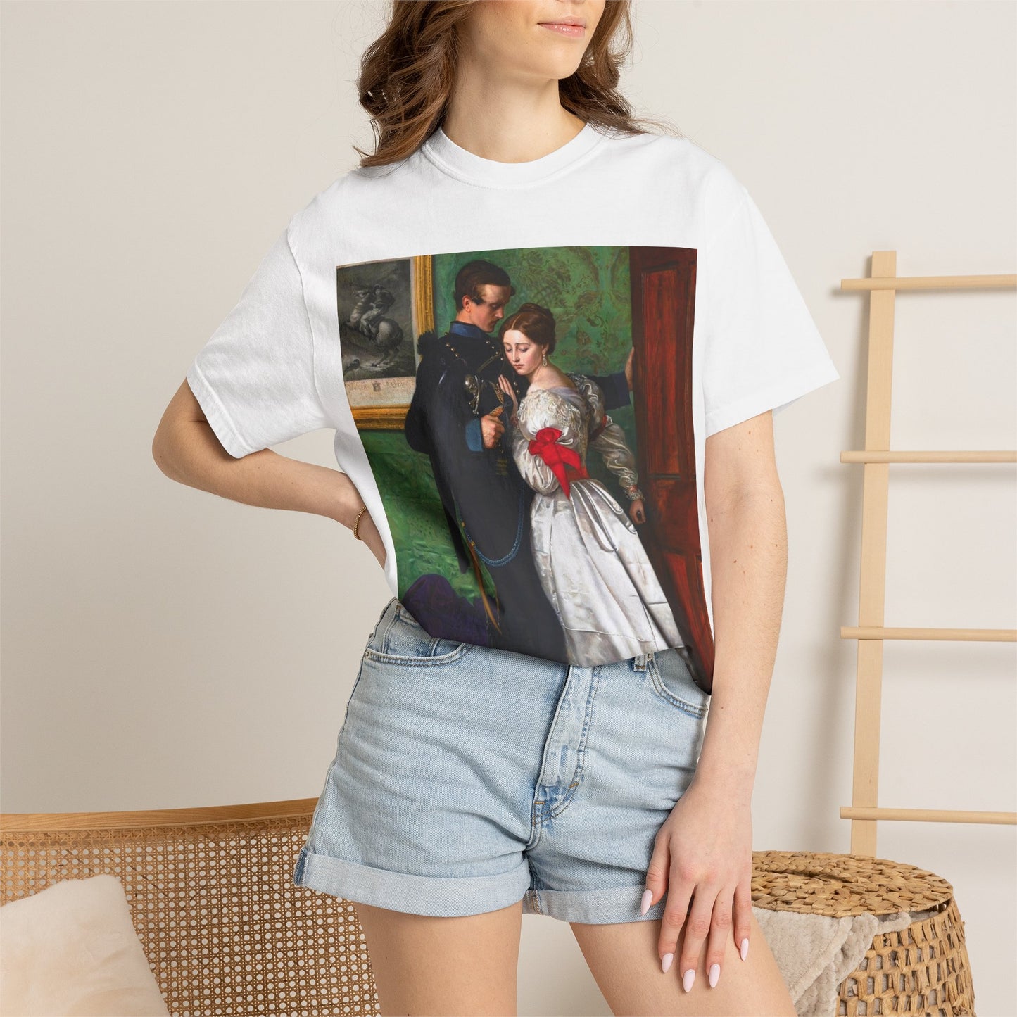 Camiseta con Estampado de Pintura Romántica Vintage – Disponible en Blanco y Negro